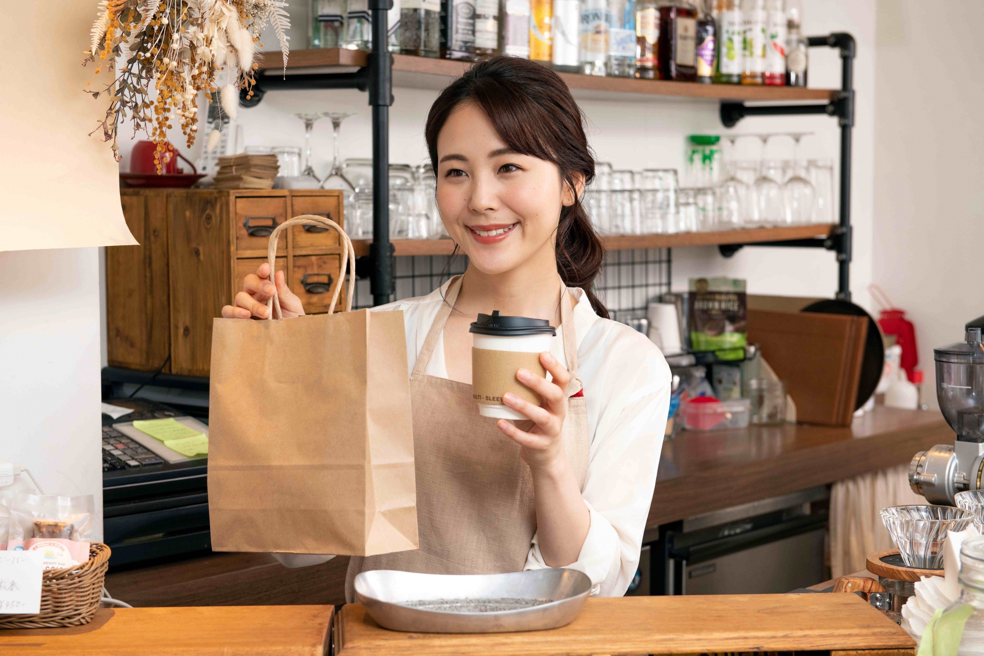 飲食店がテイクアウトを始めるべき理由とは？営業許可は必要？