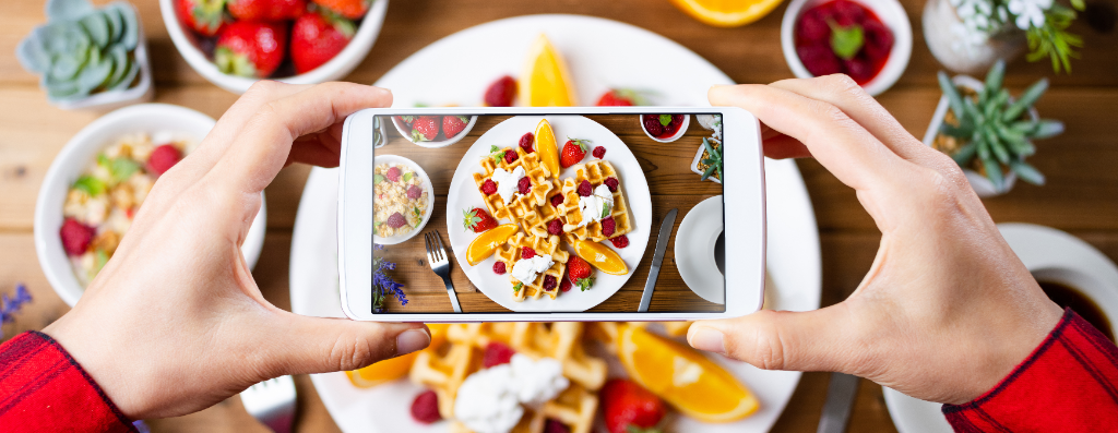 Instagram インスタグラム の投稿の仕方は 投稿方法と注意点 コボットlab