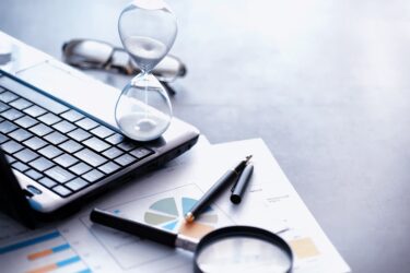 労働時間管理とは？義務化と管理方法・おすすめシステム